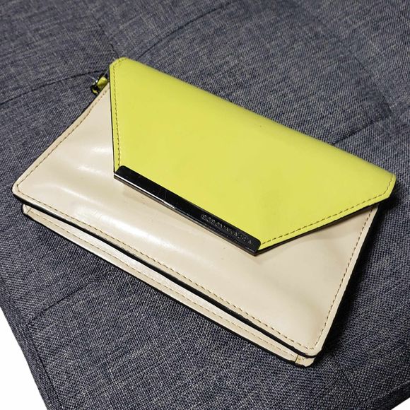 BCBGMaxazria Yellow Tan Wallet Wristlet Phone Case Polyurethane AS IS - Picture 1 of 8